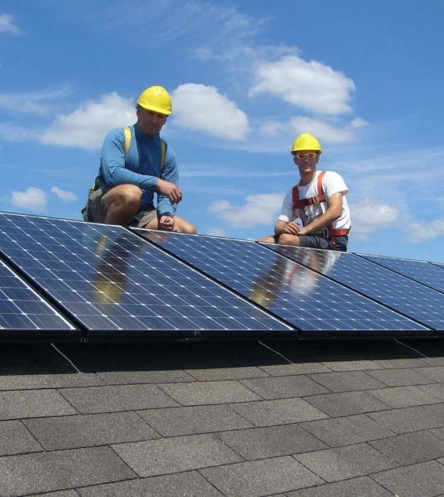 Commercial-Solar-Installation-Services-2048x1536