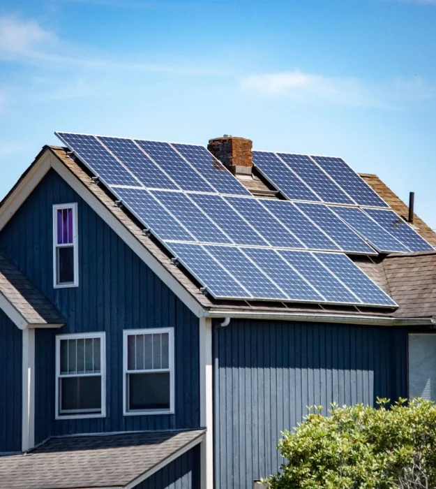 Residential-Solar-Installation-Services-2048x1371