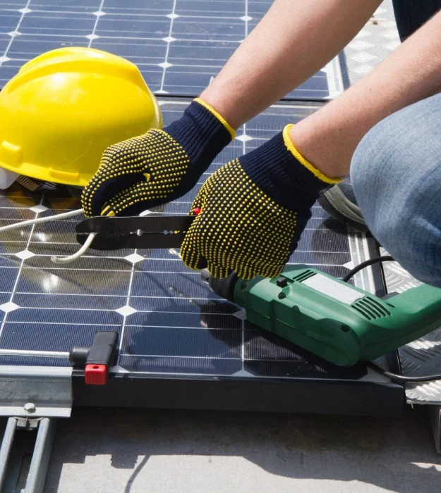 solar-installation-2048x1365 (1)
